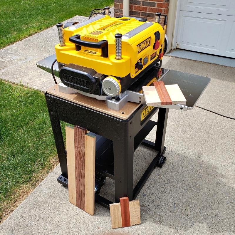 DEWALT Thickness Planer, Two Speed, 13-Inch (DW735X) 2-Speed 13