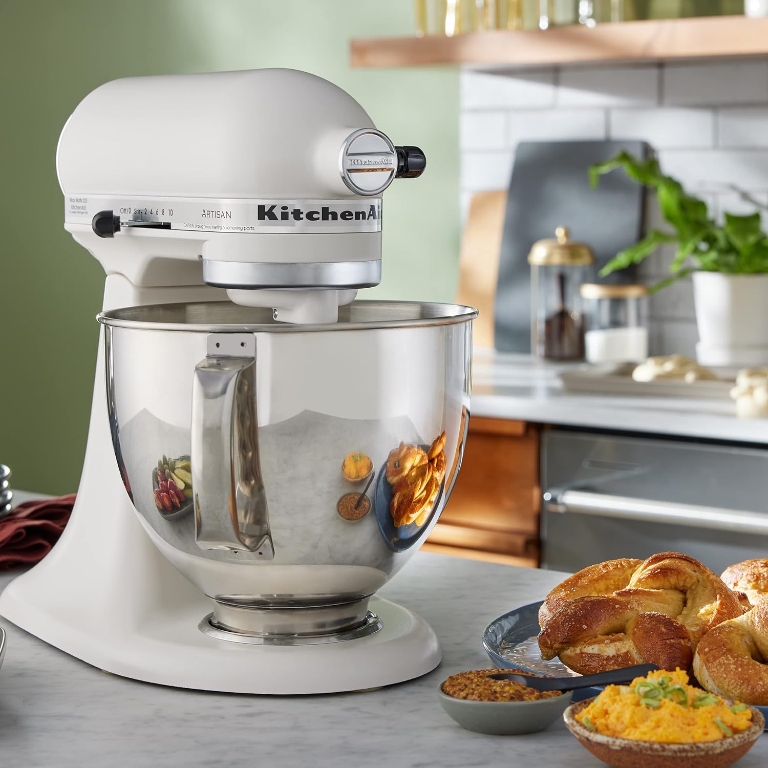 KitchenAid Artisan Series 5-Quart Tilt-Head Stand Mixer - KSM150PS, Milkshake